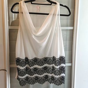 Draped Neck Tank w/ Lace Sz L